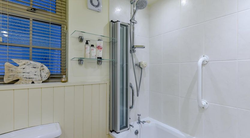 Photo of 3 Bed in Whitby