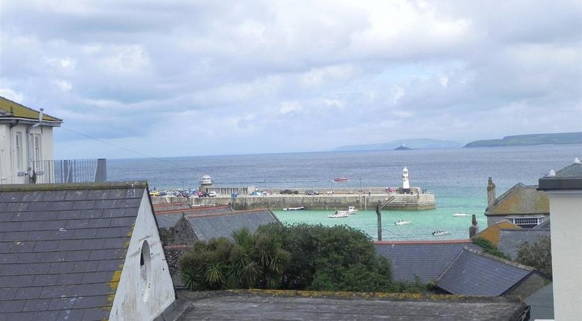 Photo of 1 Bed in St. Ives