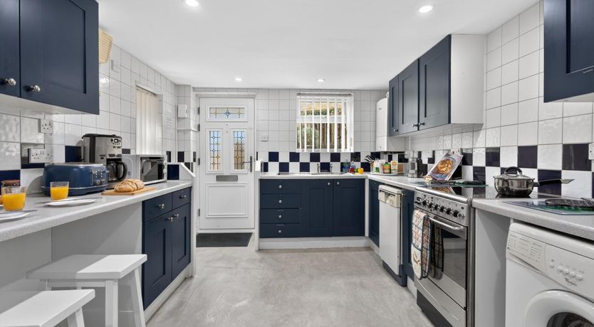 Photo of 2 Bed in Whitby