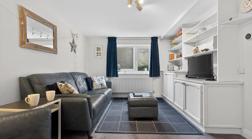 Photo of 2 Bed in Whitby