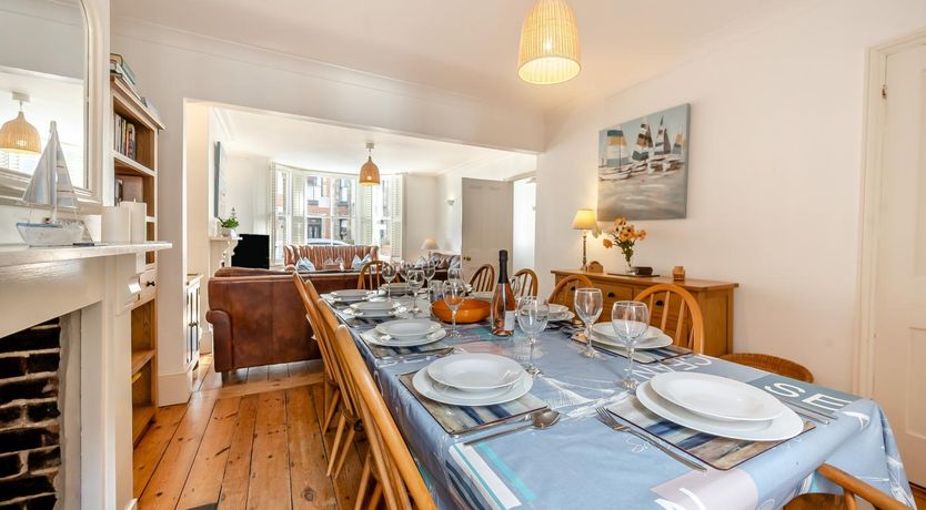 Photo of 6 Bed in Southwold