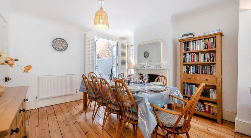 Photo of 6 Bed in Southwold