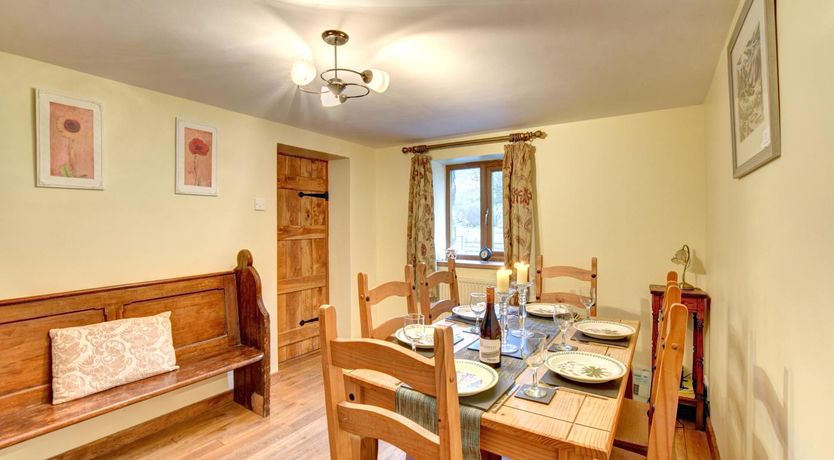 Photo of 3 Bed in Dinas Mawddwy