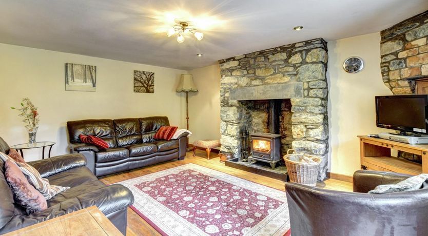 Photo of 3 Bed in Dinas Mawddwy