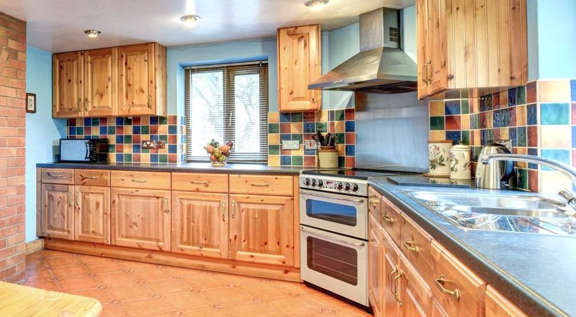 Photo of 3 Bed in Dinas Mawddwy