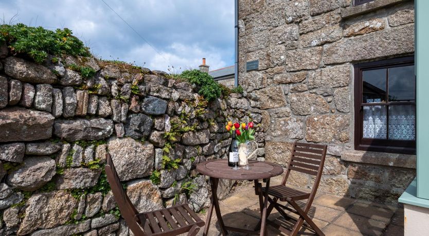 Photo of 2 Bed in St Just