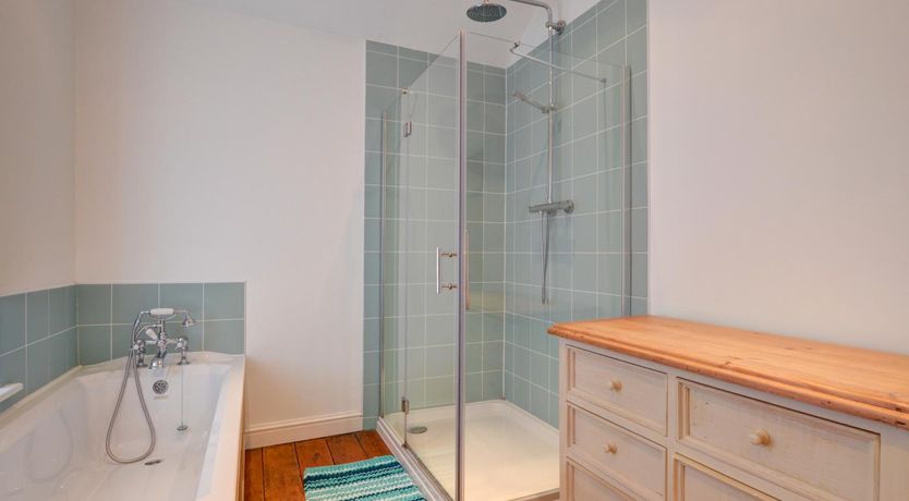 Photo of 2 Bed in Dinas Mawddwy