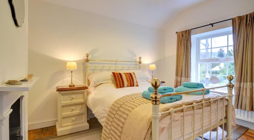 Photo of 2 Bed in Dinas Mawddwy