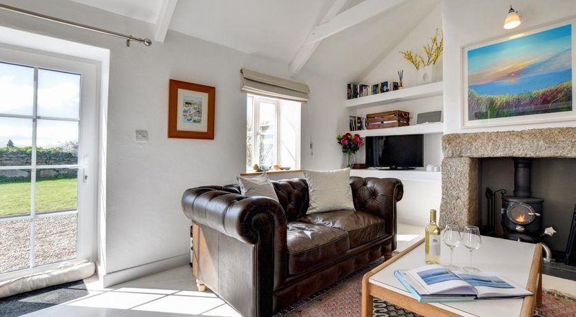 Photo of 3 Bed in Sennen