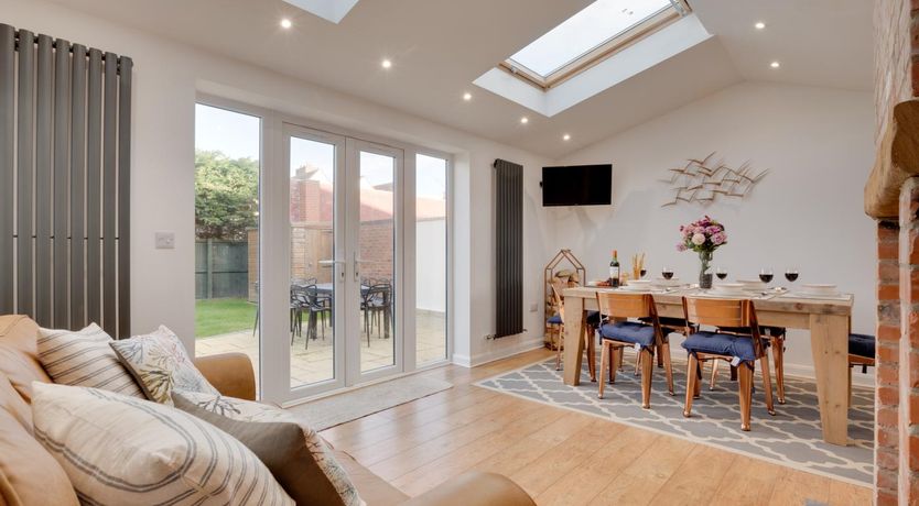 Photo of 3 Bed in Whitby