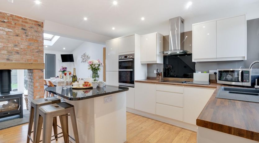 Photo of 3 Bed in Whitby