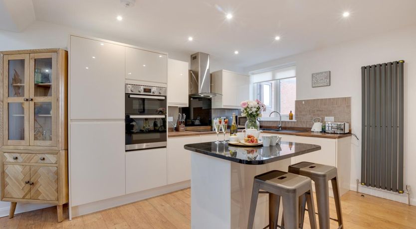 Photo of 3 Bed in Whitby