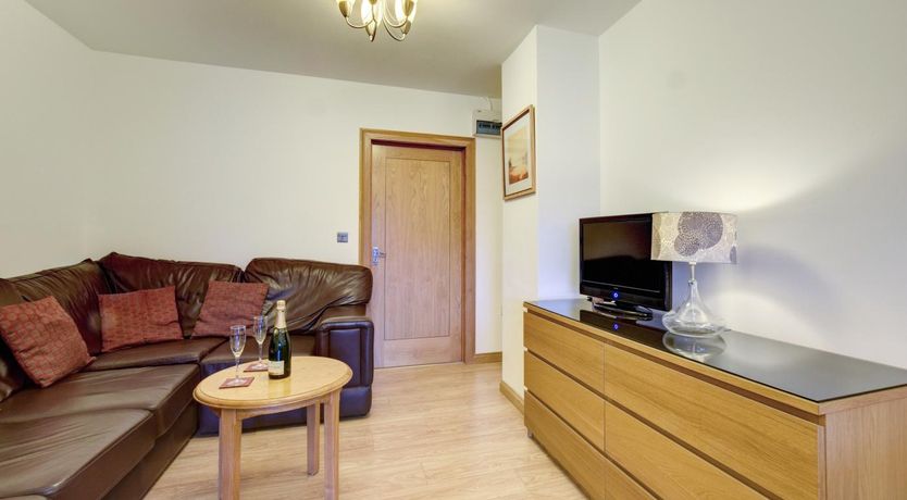 Photo of 2 Bed in Cardiff