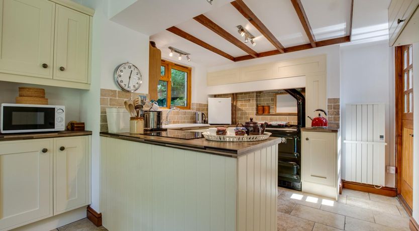 Photo of 2 Bed in Llangwm