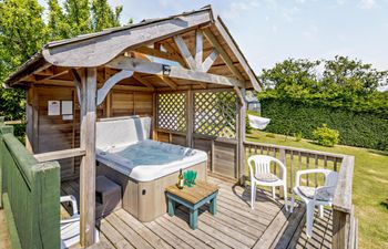 2 Bed in Aberystwyth Holiday Home