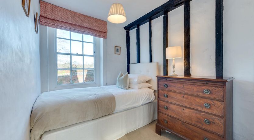 Photo of 4 Bed in Barham