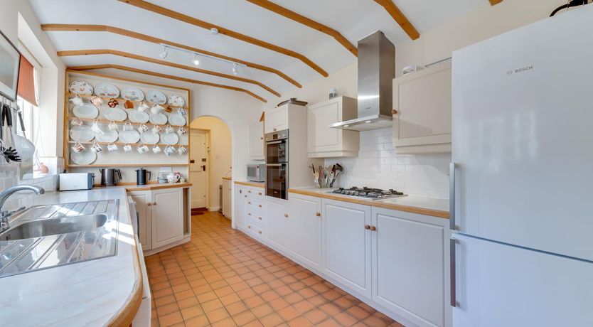 Photo of 4 Bed in Barham