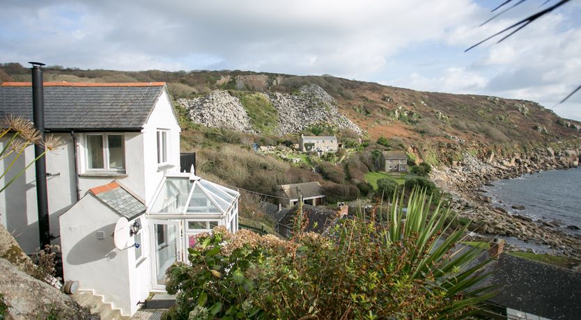 Photo of 2 Bed in Lamorna