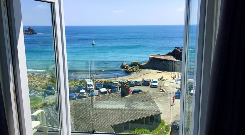 Photo of 2 Bed in Lamorna
