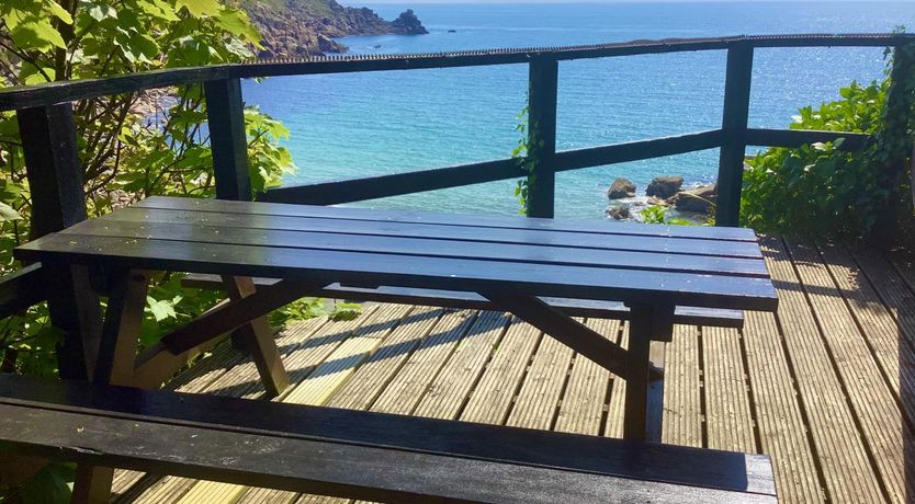 Photo of 2 Bed in Lamorna
