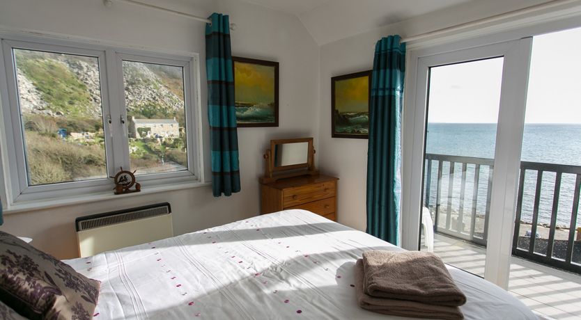 Photo of 2 Bed in Lamorna