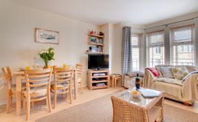 Photo of 2 Bed in Whitby