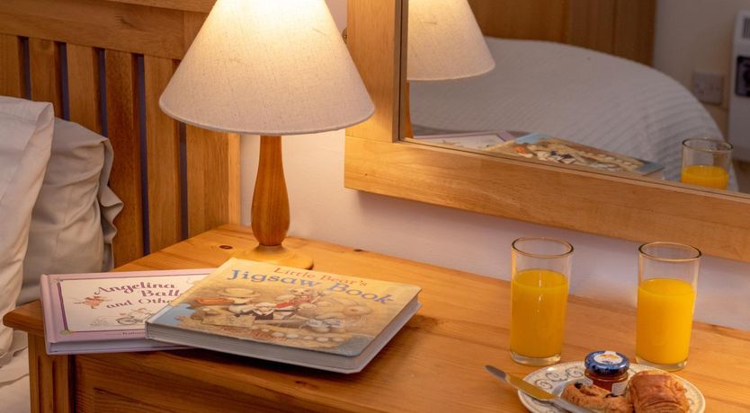 Photo of 2 Bed in Whitby