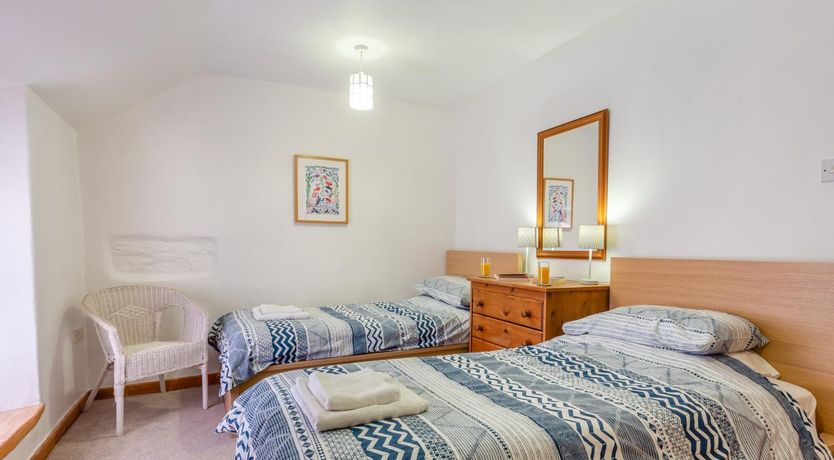 Photo of 2 Bed in Penrhyndeudraeth