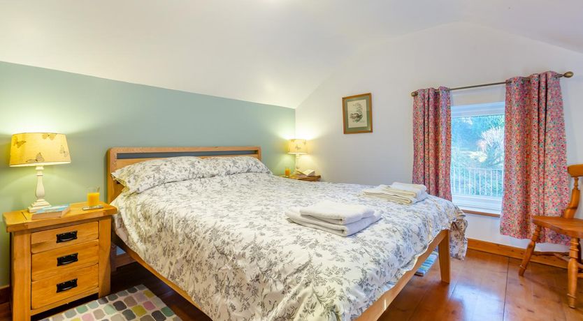 Photo of 2 Bed in Penrhyndeudraeth