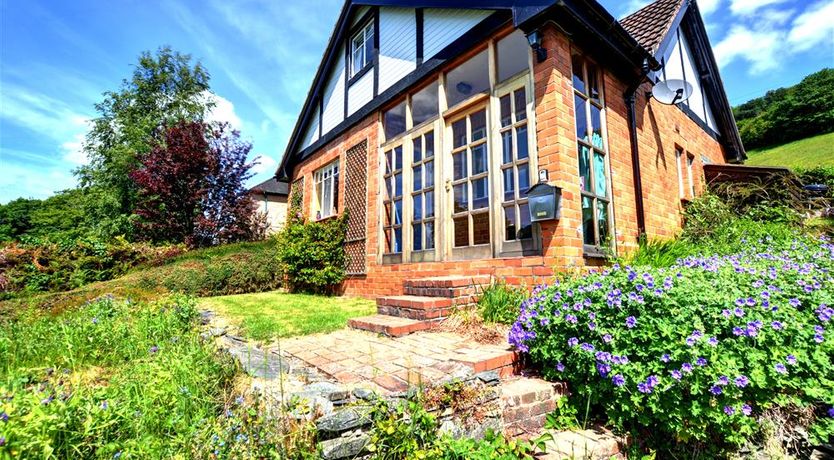 Photo of 3 Bed in Llangollen
