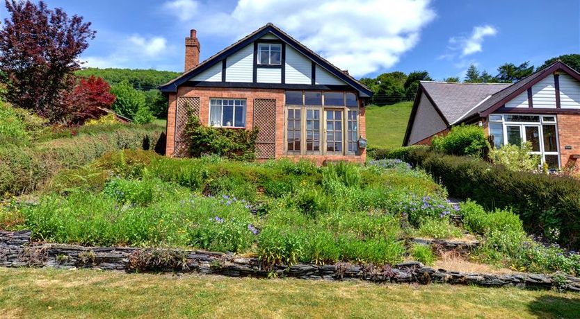 Photo of 3 Bed in Llangollen