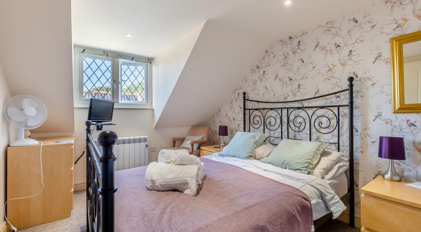 Photo of 2 Bed in Weybourne