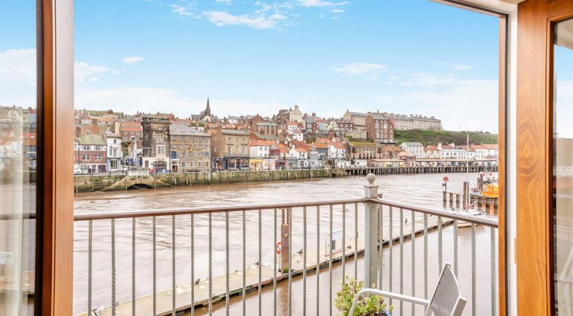 Photo of 2 Bed in Whitby