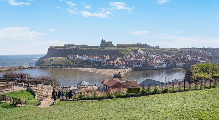 Photo of 2 Bed in Whitby