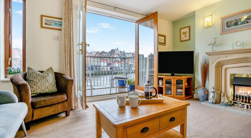 Photo of 2 Bed in Whitby