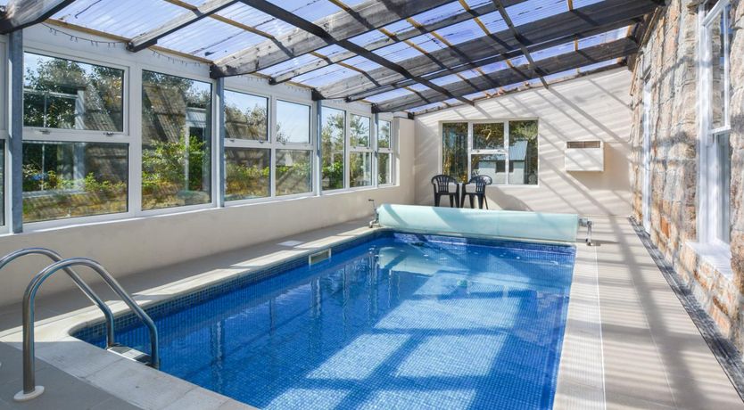 Photo of 7 Bed in Mousehole