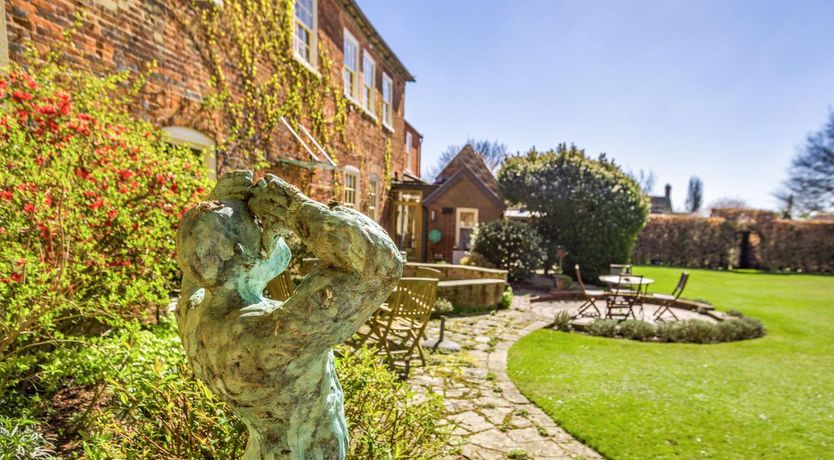Photo of 6 Bed in Orford