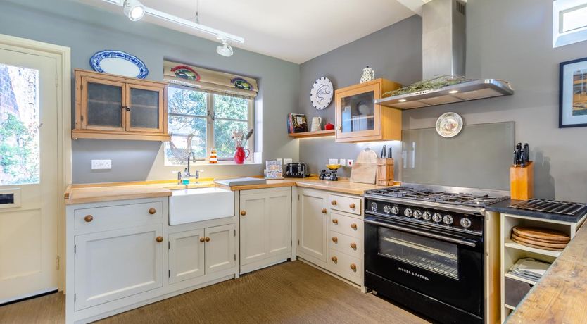 Photo of 6 Bed in Orford