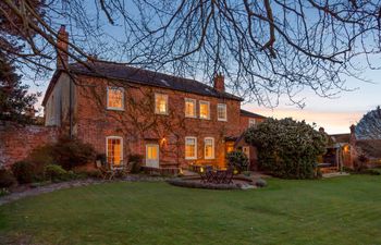 6 Bed in Orford Holiday Home