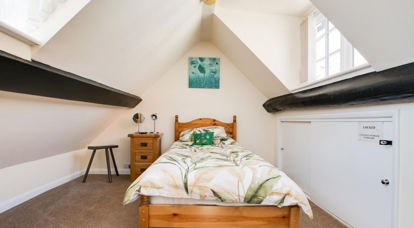 Photo of 2 Bed in Whitby