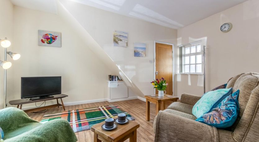 Photo of 2 Bed in Whitby