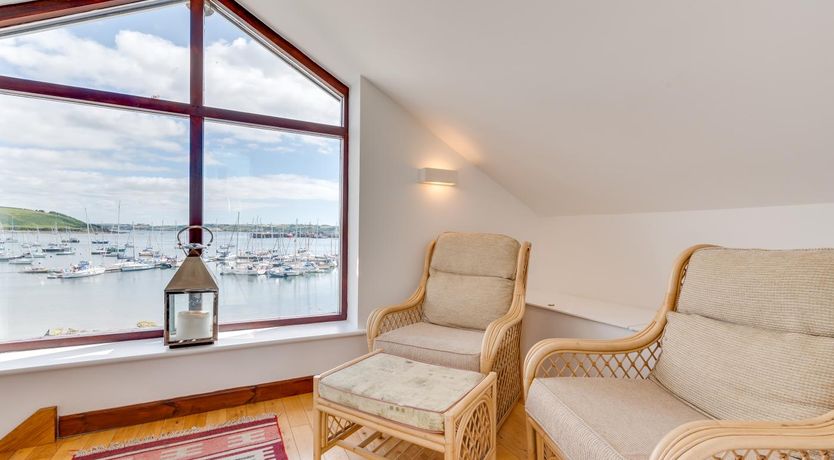 Photo of 3 Bed in Falmouth