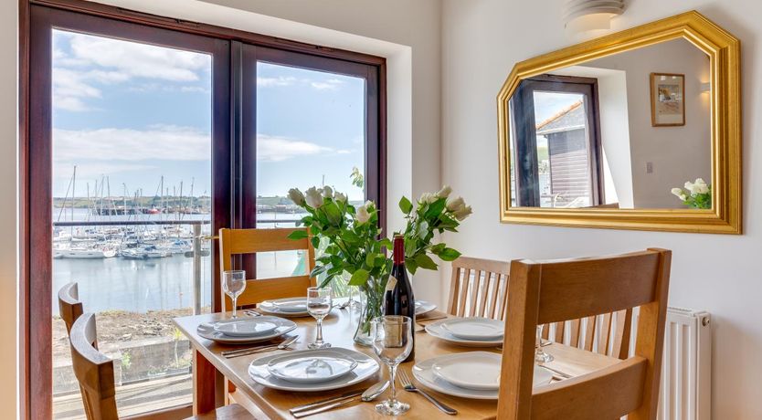 Photo of 3 Bed in Falmouth