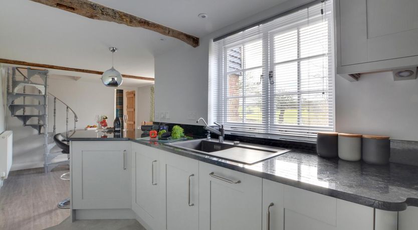 Photo of 1 Bed in Barham
