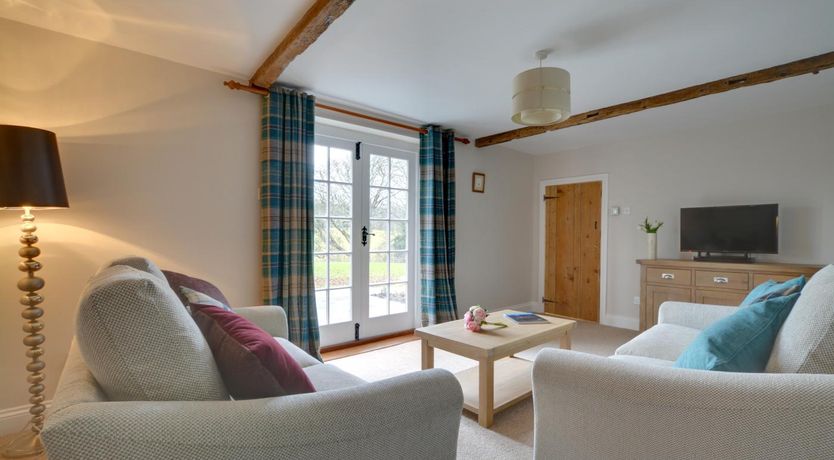 Photo of 1 Bed in Barham