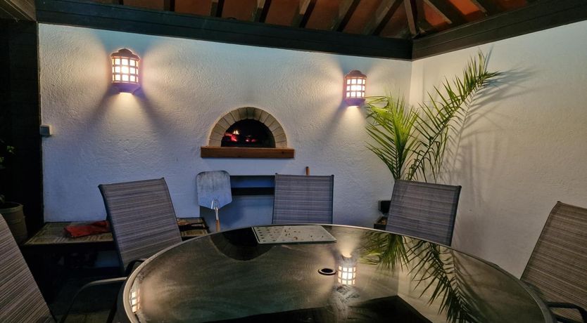 Photo of 4 Bed in Pentewan