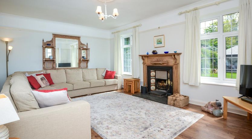 Photo of 4 Bed in Pentewan