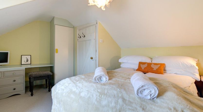 Photo of 2 Bed in Dartmouth