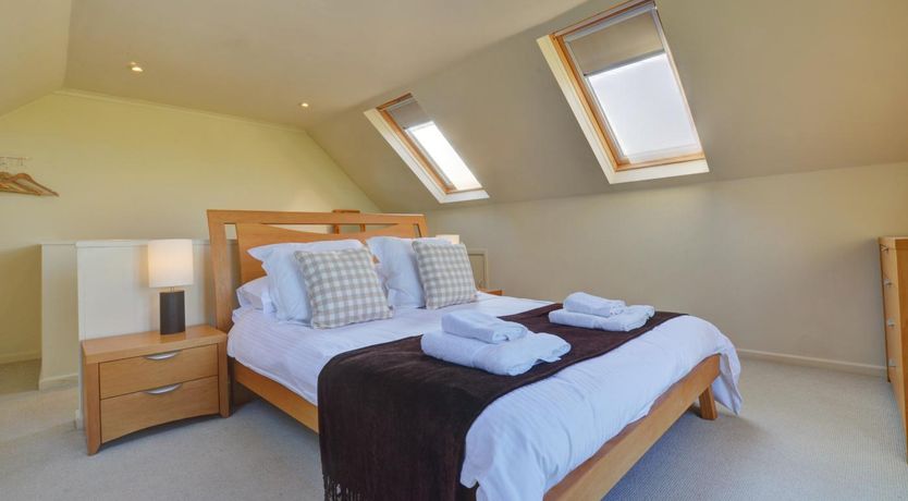 Photo of 3 Bed in Salthouse