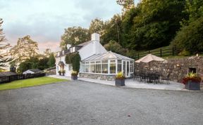 Photo of 3 Bed in Dolgellau